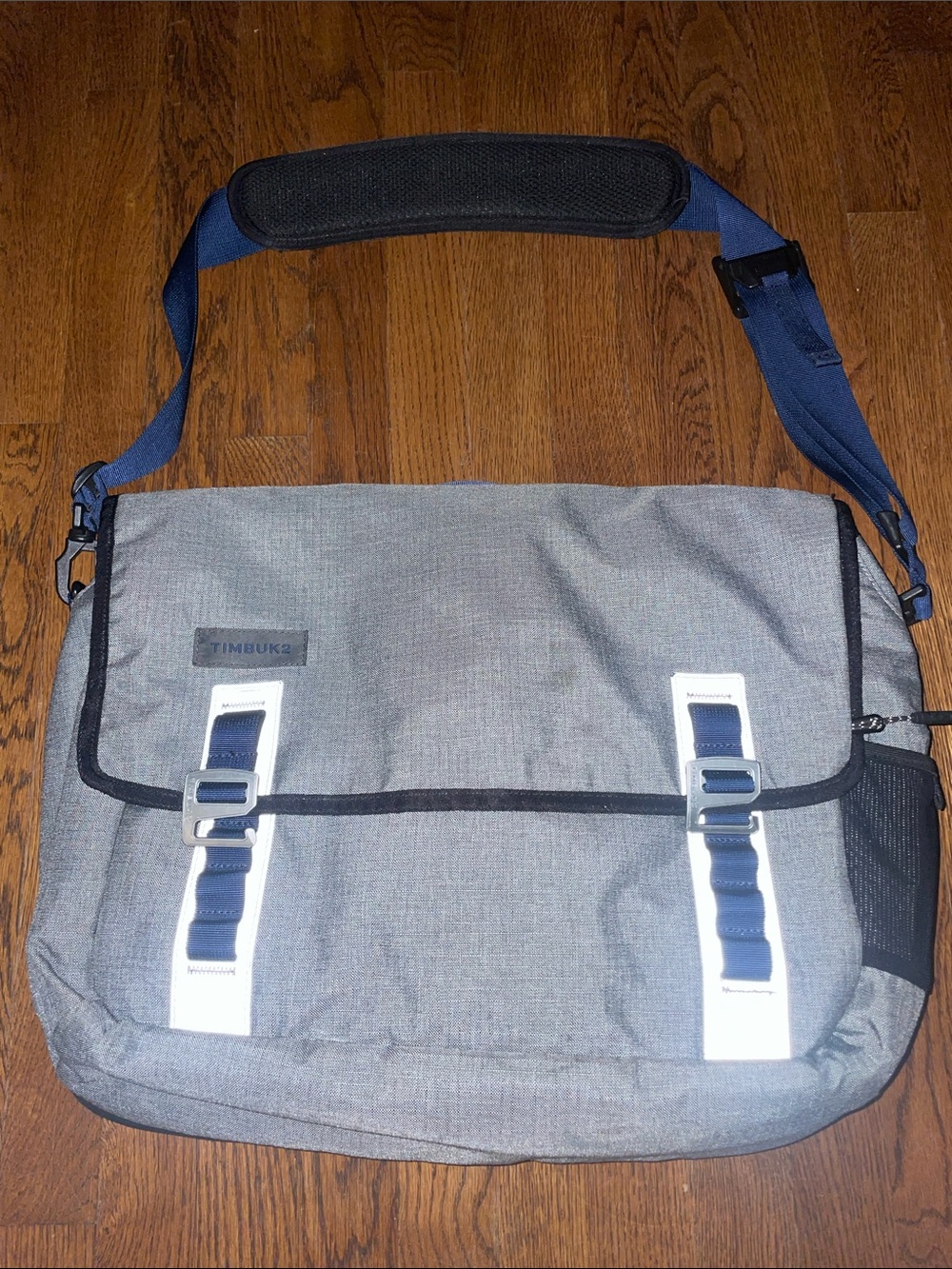 Timbuk2 command messenger bag